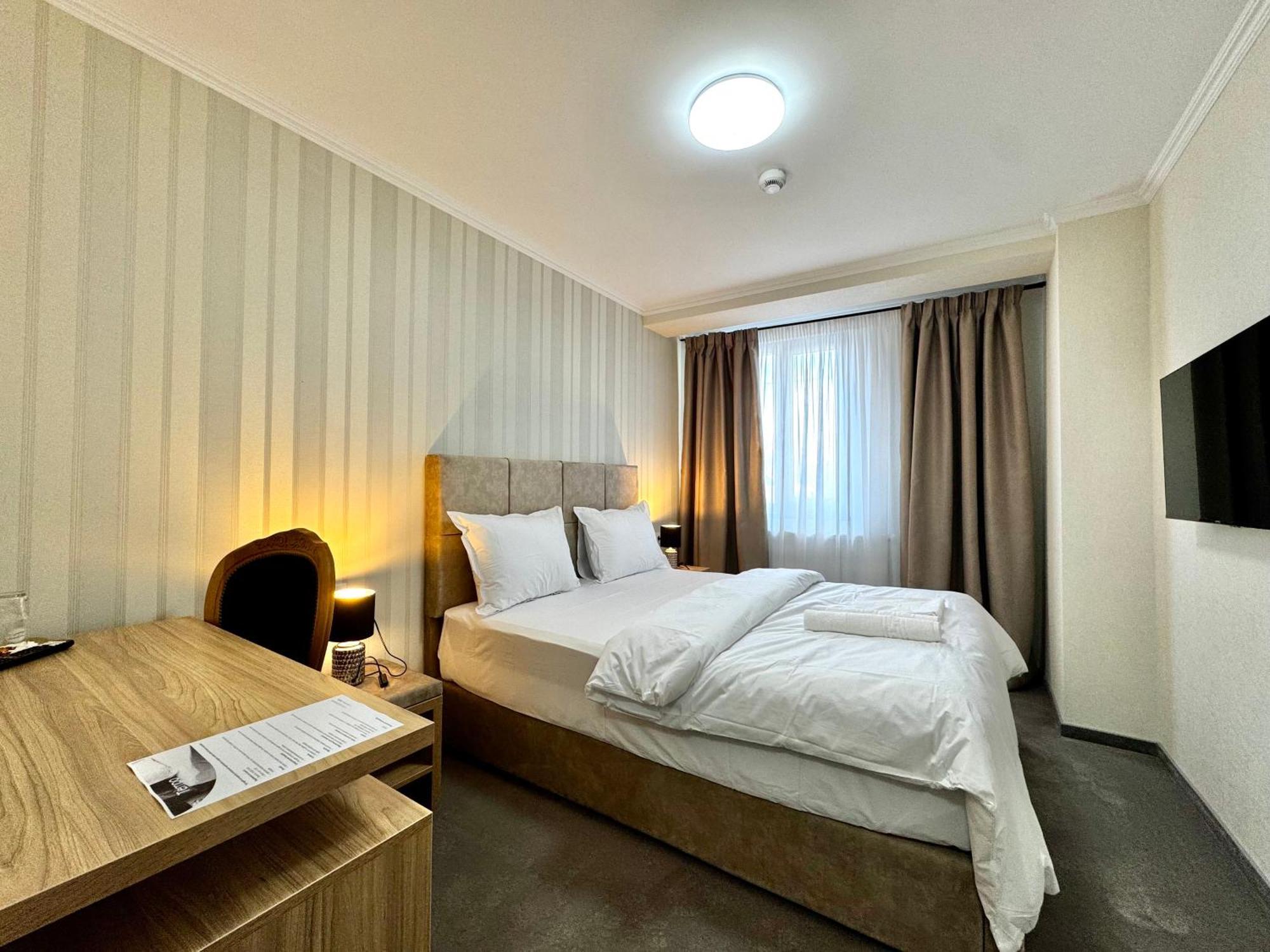 Tempo Boutique Hotel Buzau Exterior photo